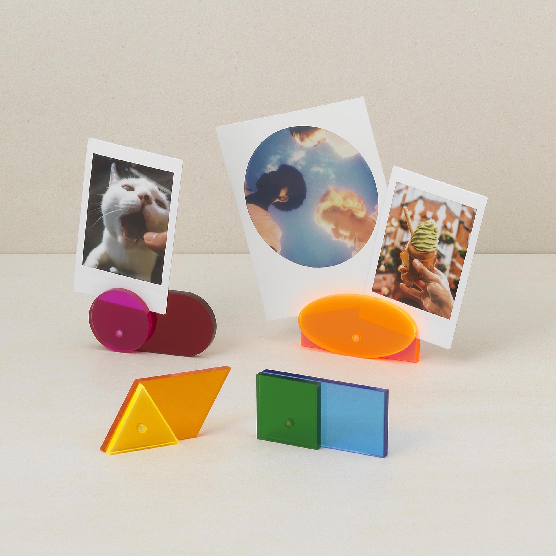 AC-2505 - Geometric Photo Holder