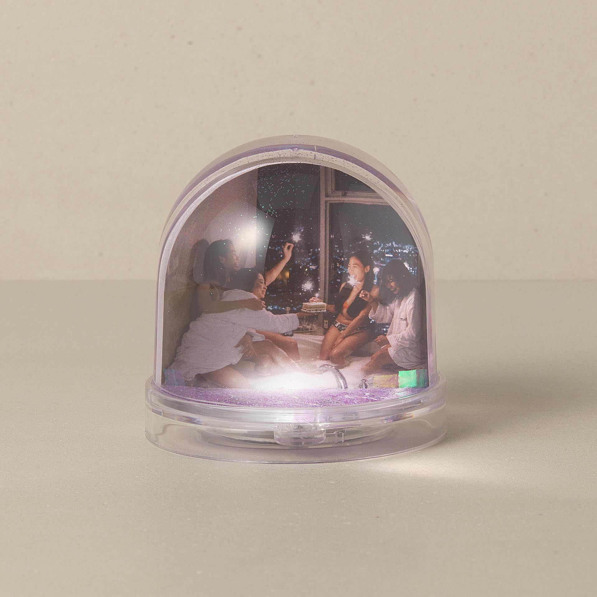 WB-1398TLED - LIGHT-UP PHOTO GLOBE