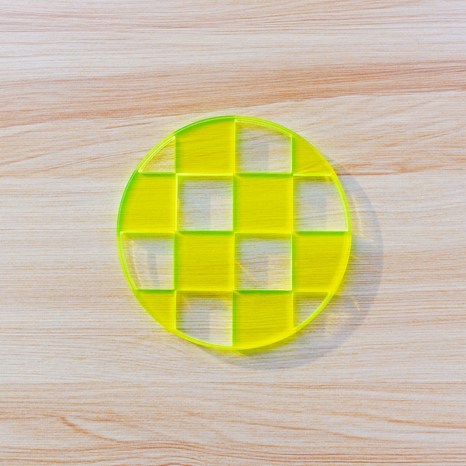 WB-2327 - Coaster & Vase Frog Lid (Checker)